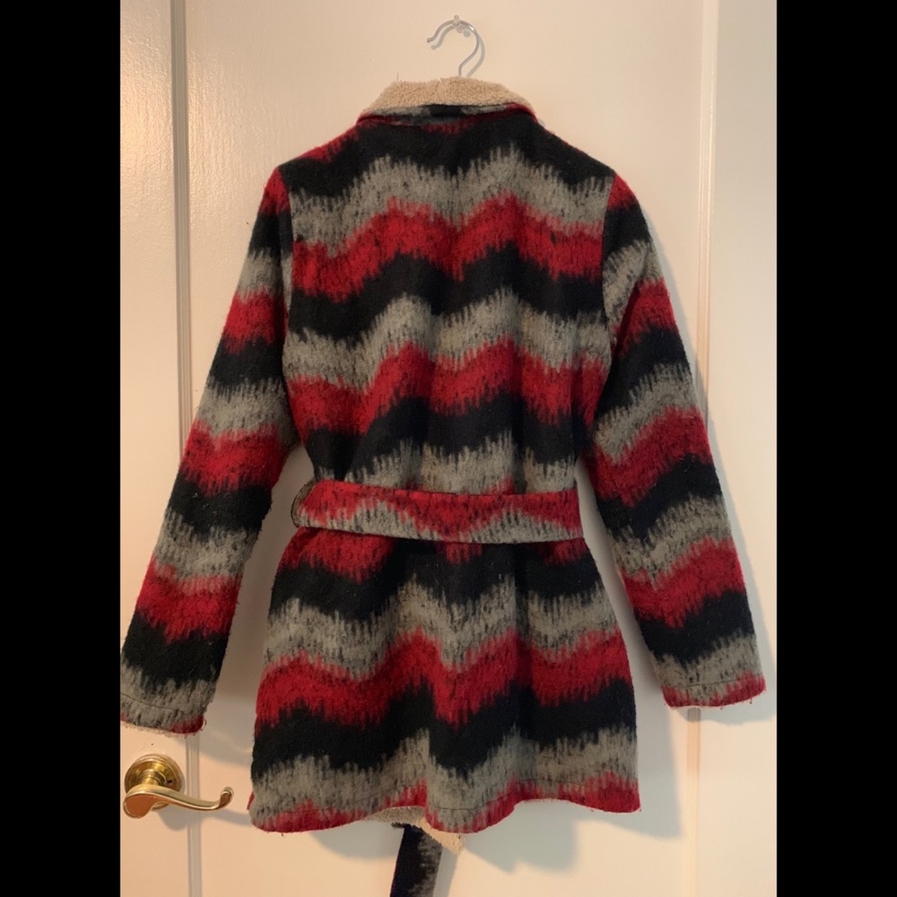 Women’s Jacket - Picture 6 of 6